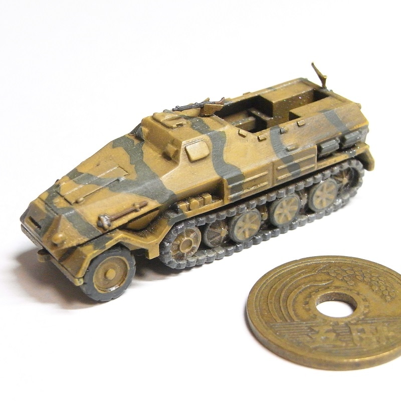 1/144 sd.Kfz 8 DB10 装甲兵員輸送車