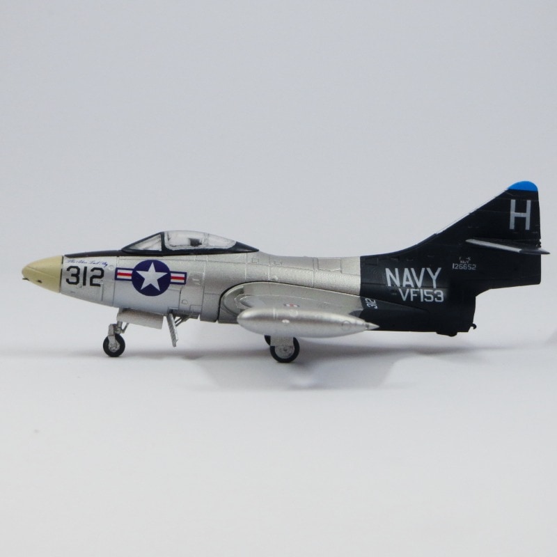 1/144 グラマン F9F-5 パンサー 艦上戦闘機 の販売 DAMEYA-NET