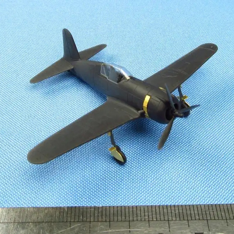 1/144��������ƥ��� P-66 �����󥬡���