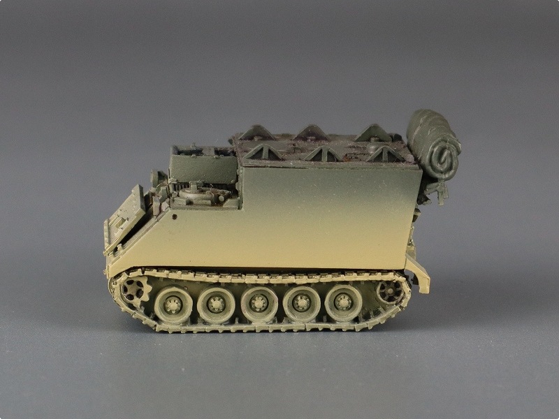 1/144 M577