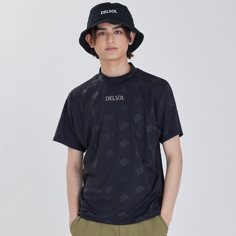 【新品】1piu1uguale3 GOLF ハイネック　総柄　半袖シャツ　メンズ 1PIU1UGUALE3 GOLF - 【MID SUMMER COLLECTION】 SS MOCK