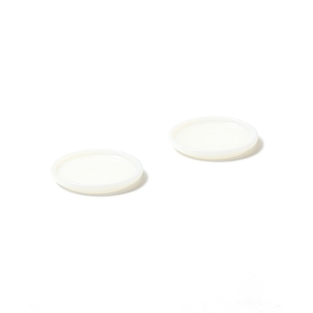 Milk Glass Plate10 2pcs 