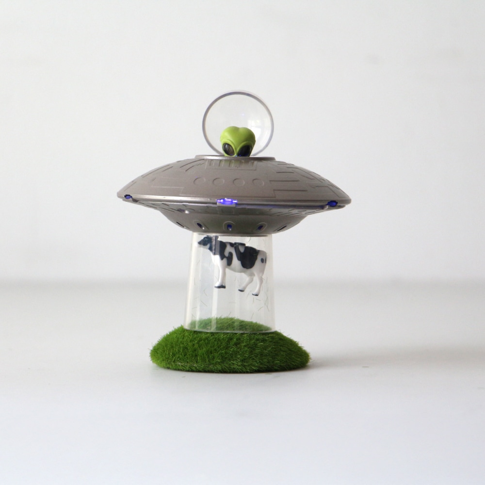 トイ&ブック ”UFOカウアブダクション