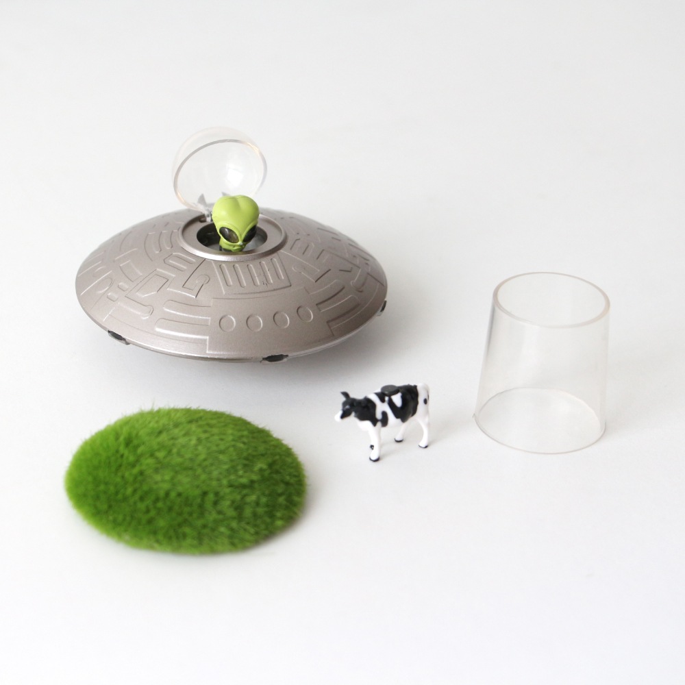 トイ&ブック ”UFOカウインベーション