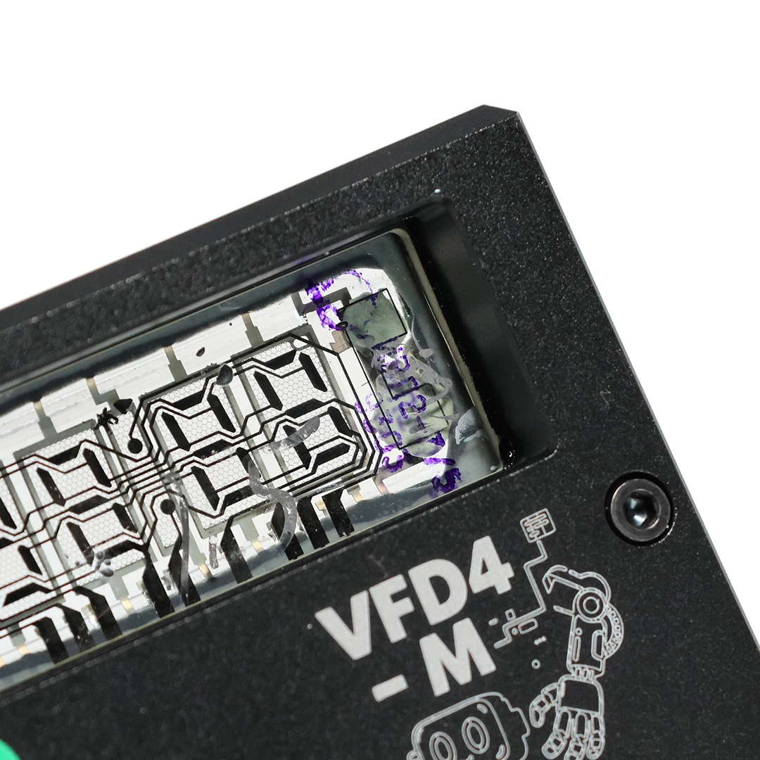 LGL Studio VFD デスク クロック | VFD搭載のレトロフューチャーな時計