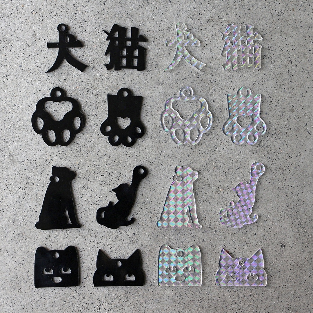 犬の形状アクリルキーホルダー 0000000149302_9RAa7pW.jpg