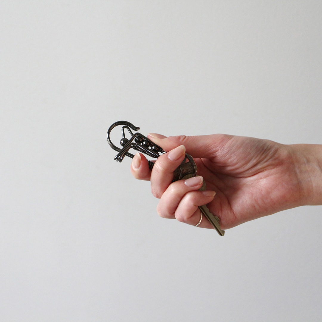 PALACE TRI CARABINER BLACK カラビナ PALACE TRI CARABINER BLACK カラビナ