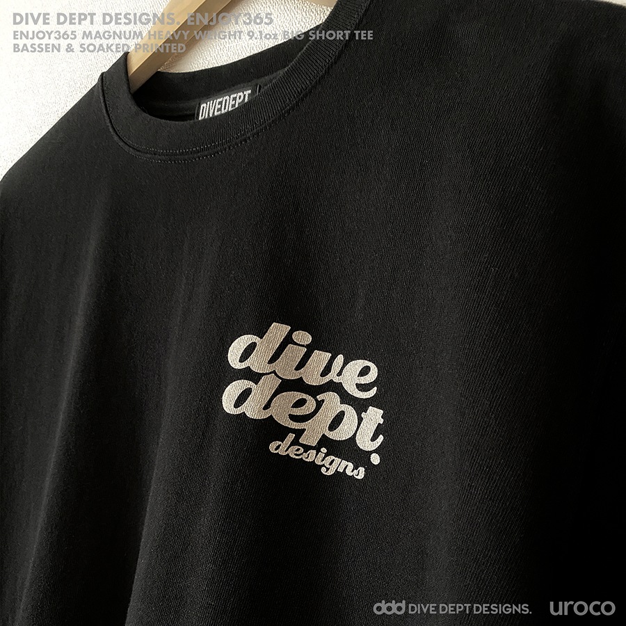 DIVEDEPT. ENJOY365 BIG SHORT TEE DEBS-0052