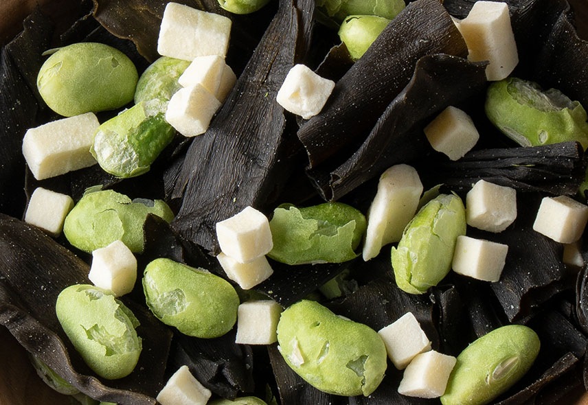 北海道十勝産枝豆使用 おやつ昆布と枝豆チーズ