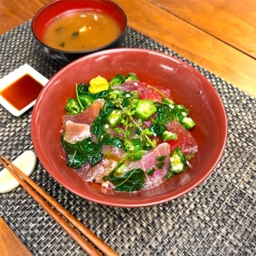 ネバネバ野菜と三崎マグロのヅケ（生食用）