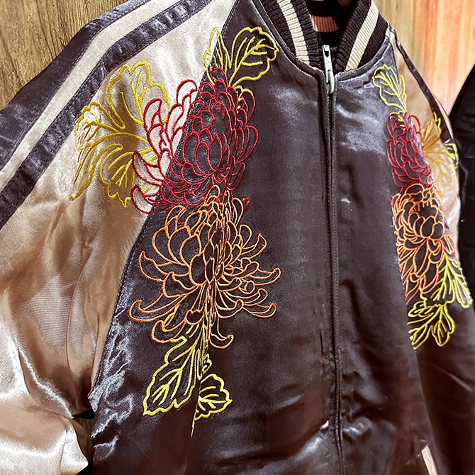 10/31まで10％引き】[Lサイズ]芸者柄刺繍リバーシブルスカジャン【送料