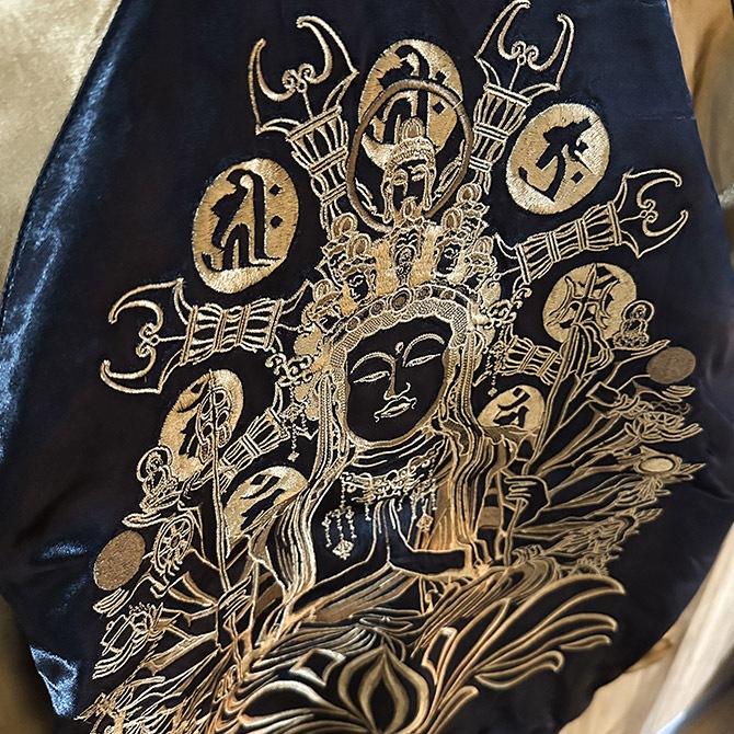 XLサイズ]千手観音柄刺繍リバーシブルスカジャン｜和柄｜横須賀