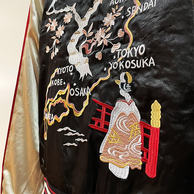 Lサイズ]両面刺繍 日本地図と舞妓柄スカジャン【MCハウスオリジナル