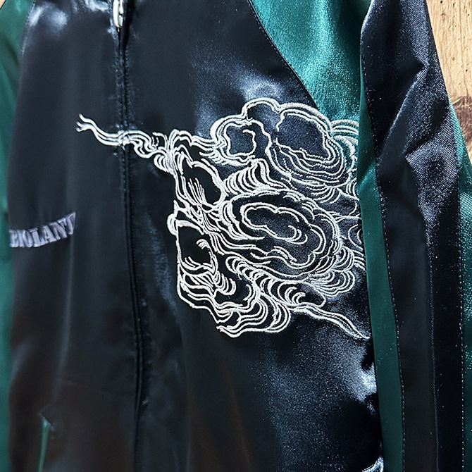 Sサイズ]ビオランテ刺繍リバーシブルスカジャン｜ゴジラ｜キャラクター
