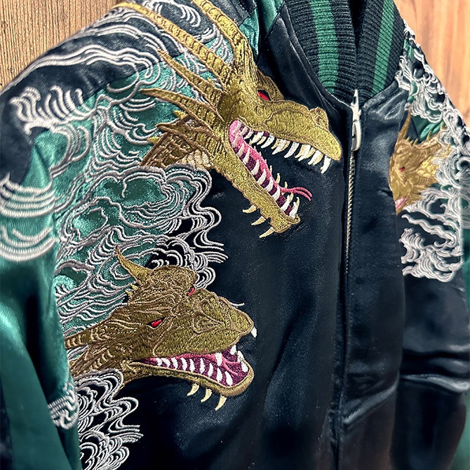 Sサイズ]キングギドラ柄刺繍 リバーシブルスカジャン｜ゴジラ