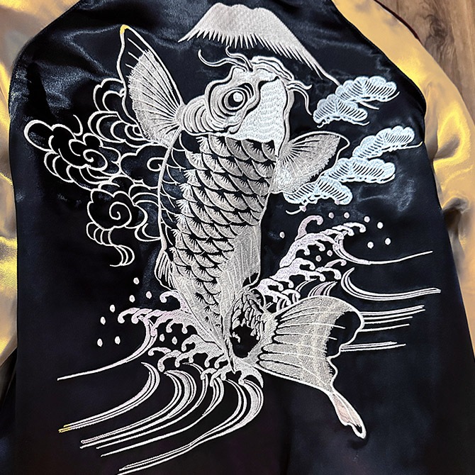 Lサイズ]波に跳ね鯉柄刺繍リバーシブルスカジャン【送料無料】｜和柄