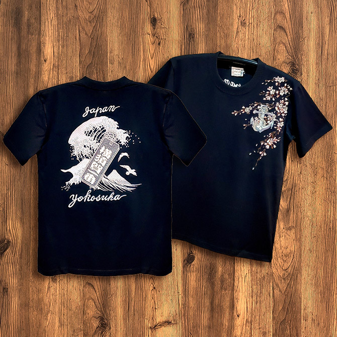 横須賀一番柄刺繍半袖Tシャツ｜横須賀【スカティ】byエムシーハウス｜DOSKA