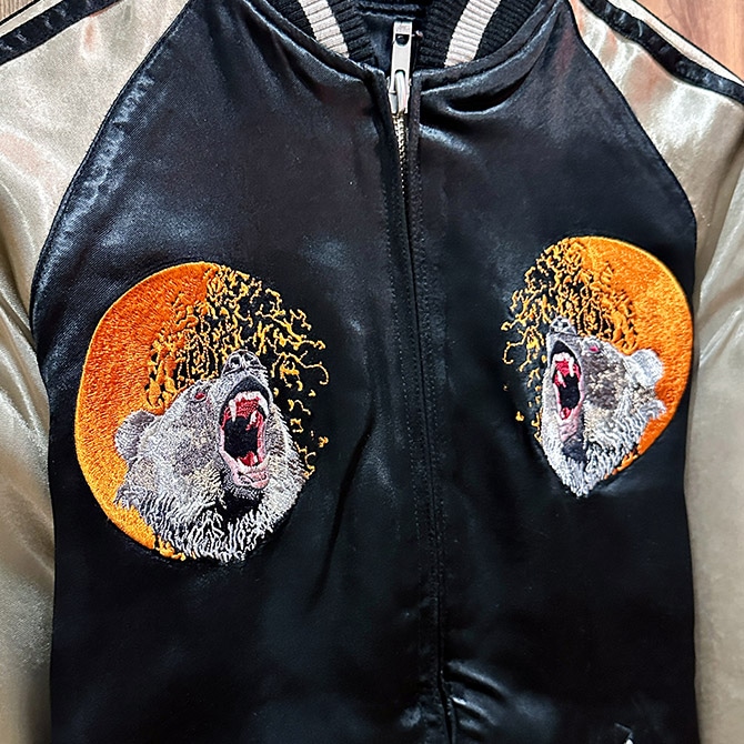 Sサイズ]月に熊柄刺繍リバーシブルスカジャン【送料無料】｜和柄