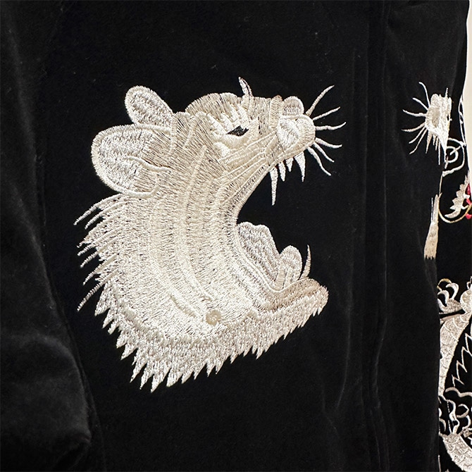 XXLサイズ]両面刺繍 虎柄別珍スカジャン｜和柄｜横須賀