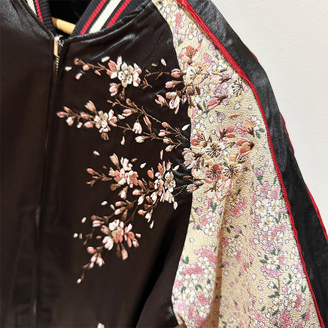XLサイズ]しだれ桜柄刺繍ちりめん袖柄刺繍リバーシブル