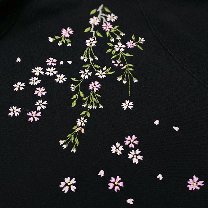 送料込】しだれ桜刺繍ジップパーカー ブラック｜パーカー