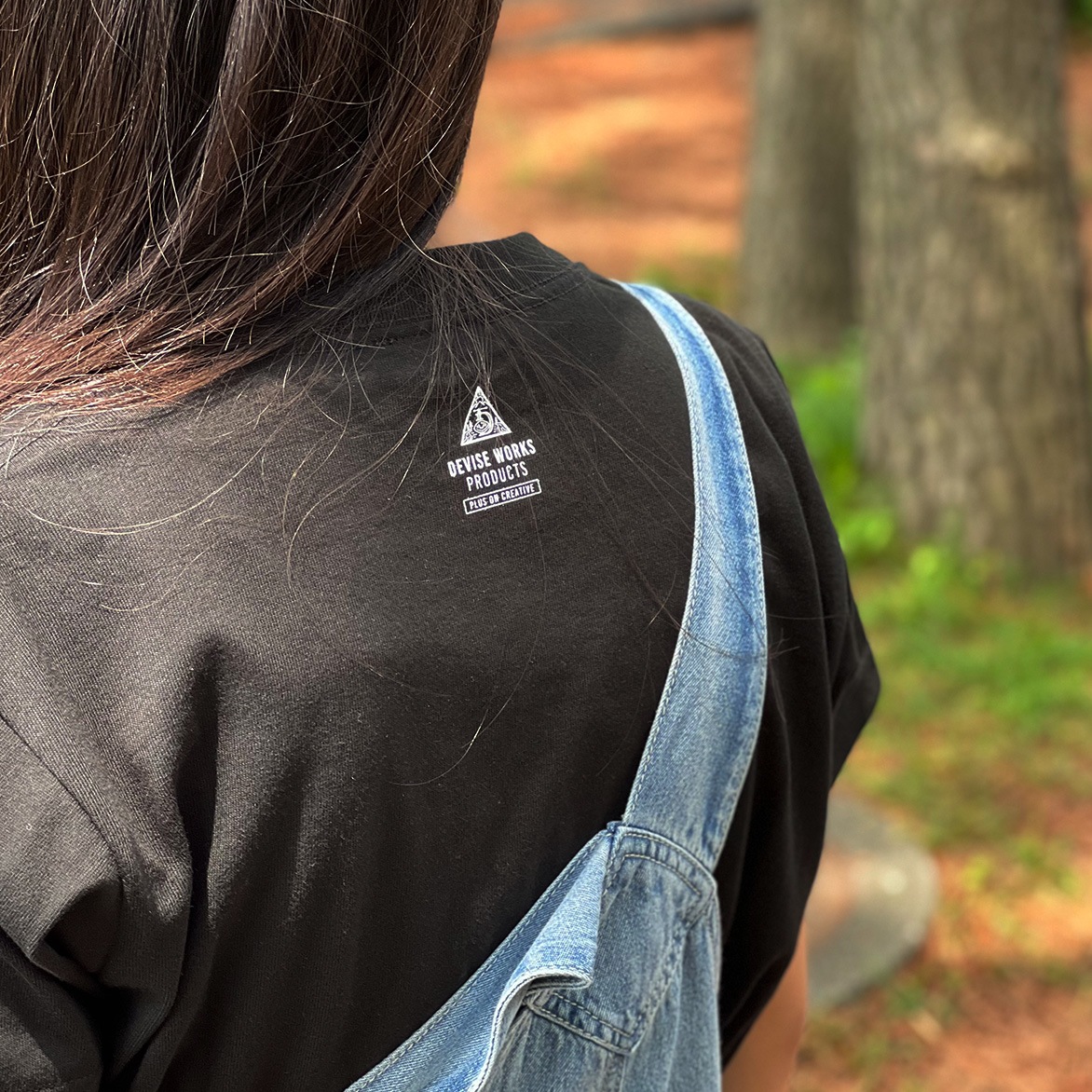 PLUS ON T-SHIRTS　黒