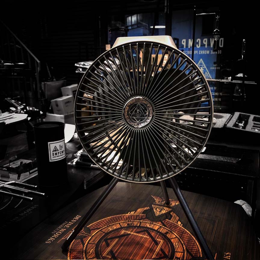 MANNAKA　ステッカー