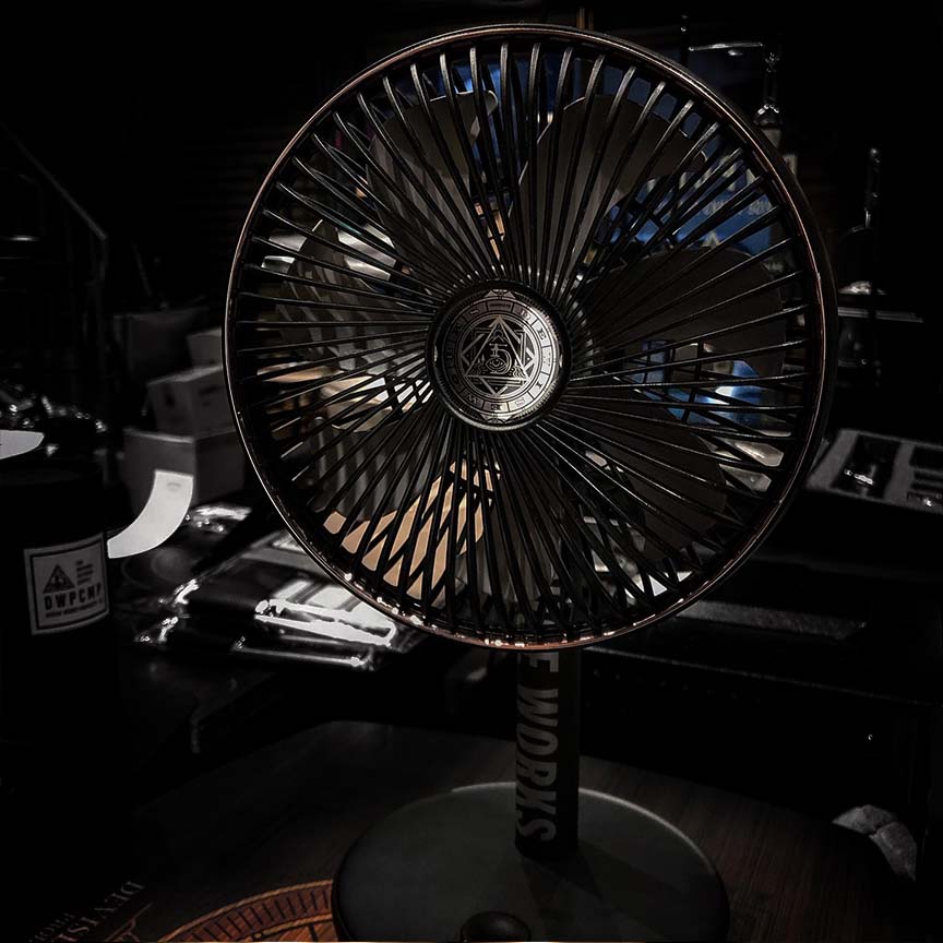 MANNAKA　ステッカー