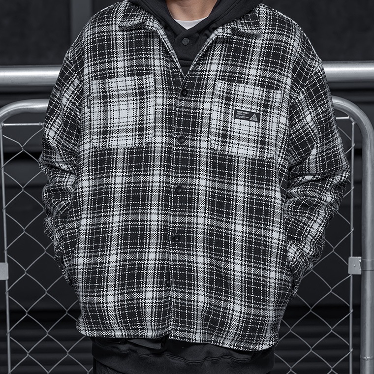 <予約商品>SIROKUROTSUKANAI SHIRT JKT