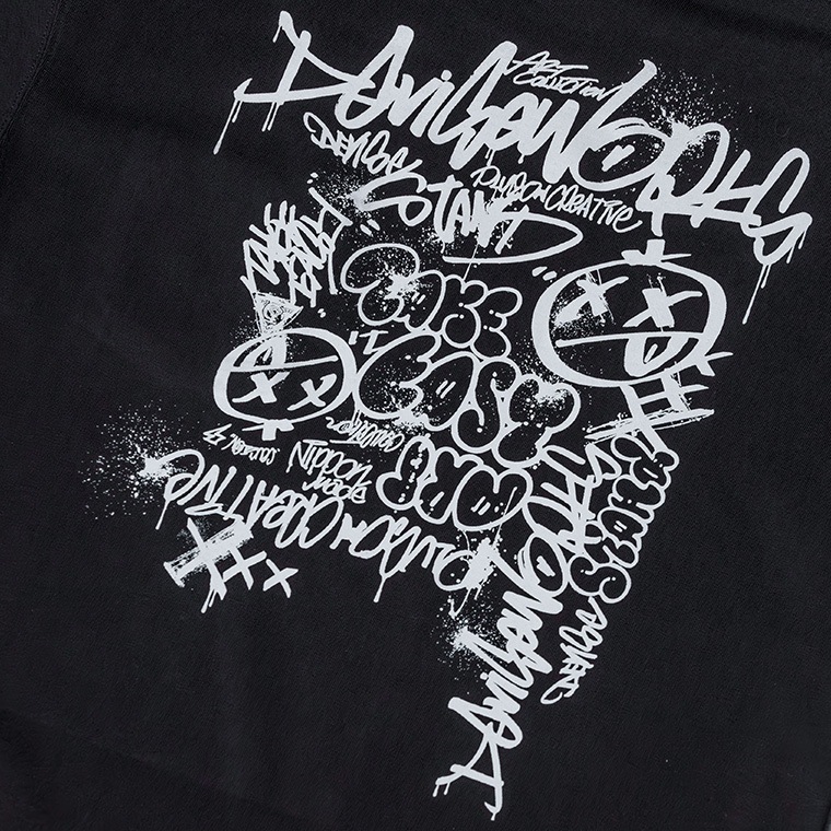 NEWグラフィティー T-SHIRTS　ブラック