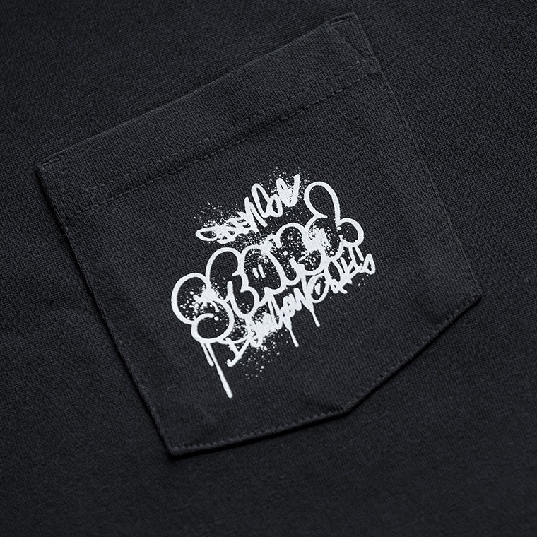 NEWグラフィティー T-SHIRTS　ブラック