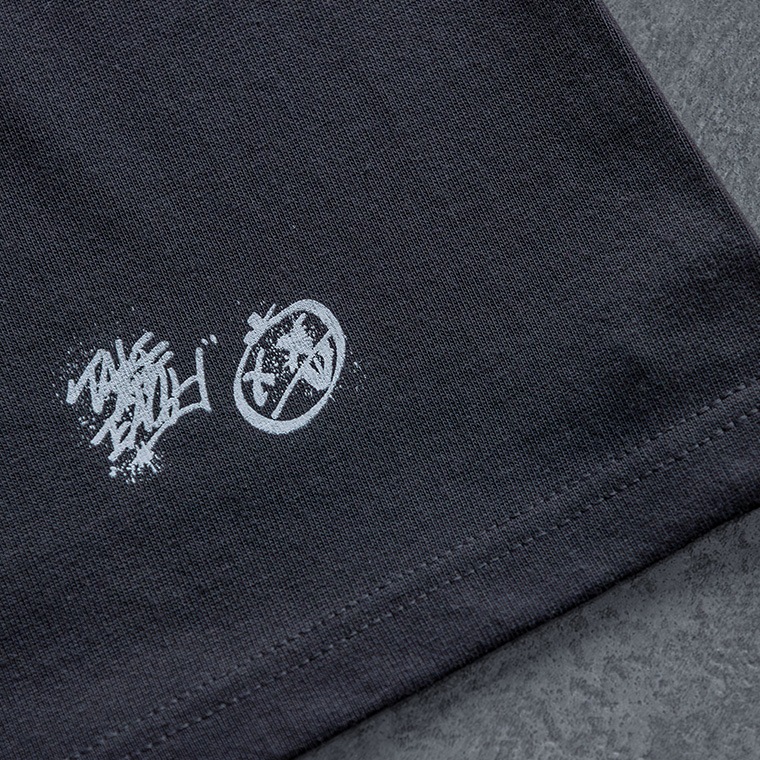 NEWグラフィティー T-SHIRTS　ブラック