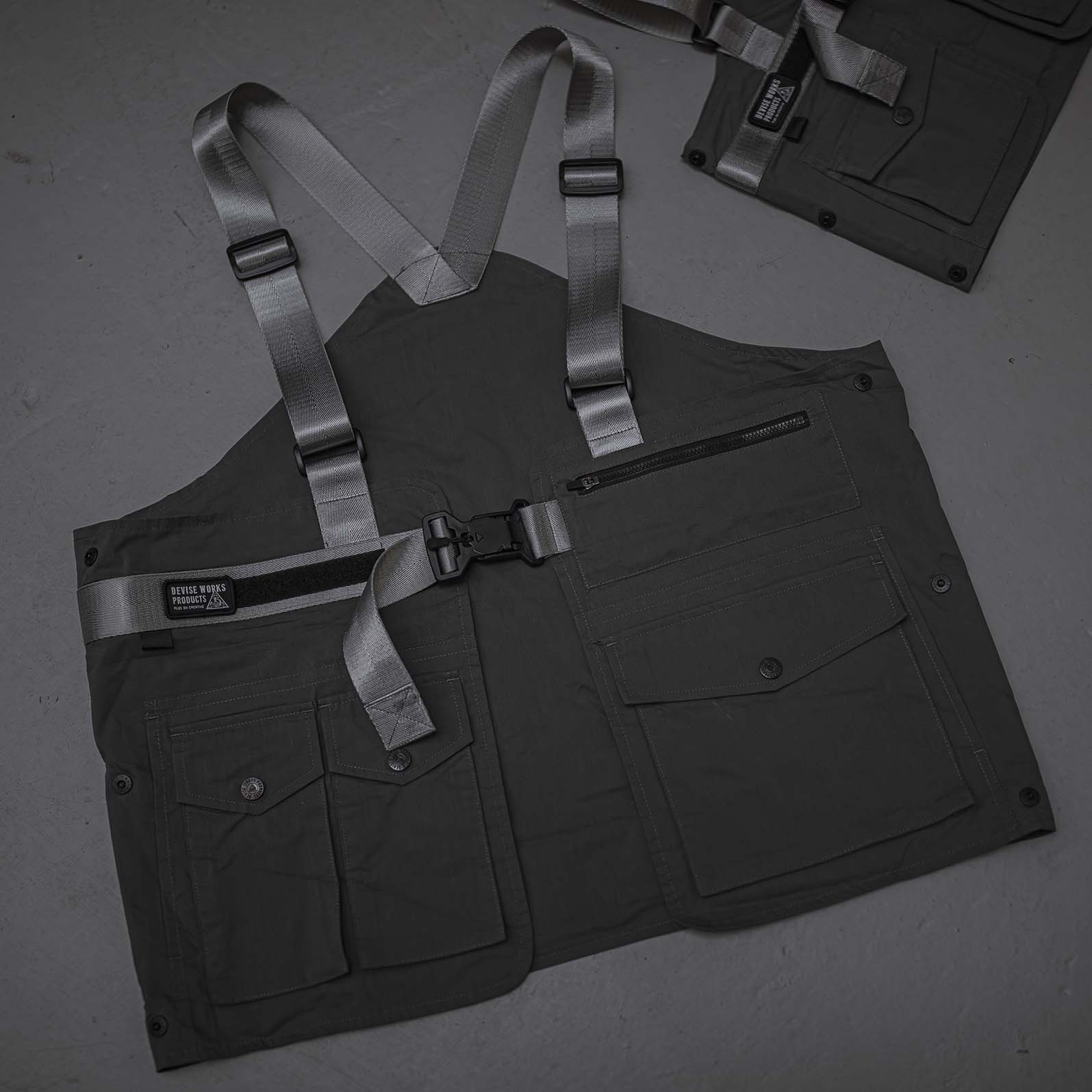 バックプリント　NEW CAMP VEST