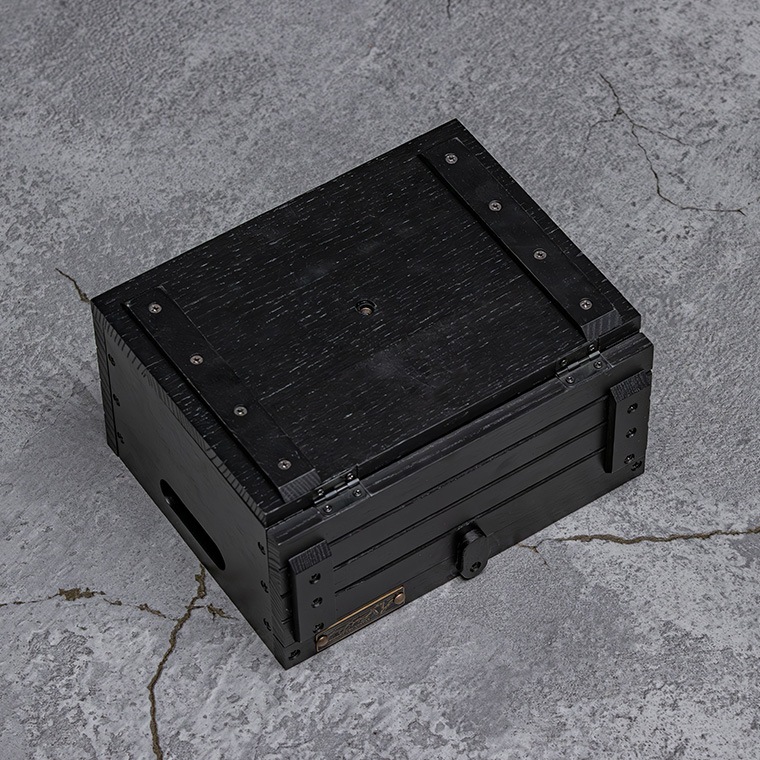 デバイスワークス x ブラックデザイン 黒合舎（GASYA） MINI KURO GASYA | DEVISE WORKS | キャンプ用品