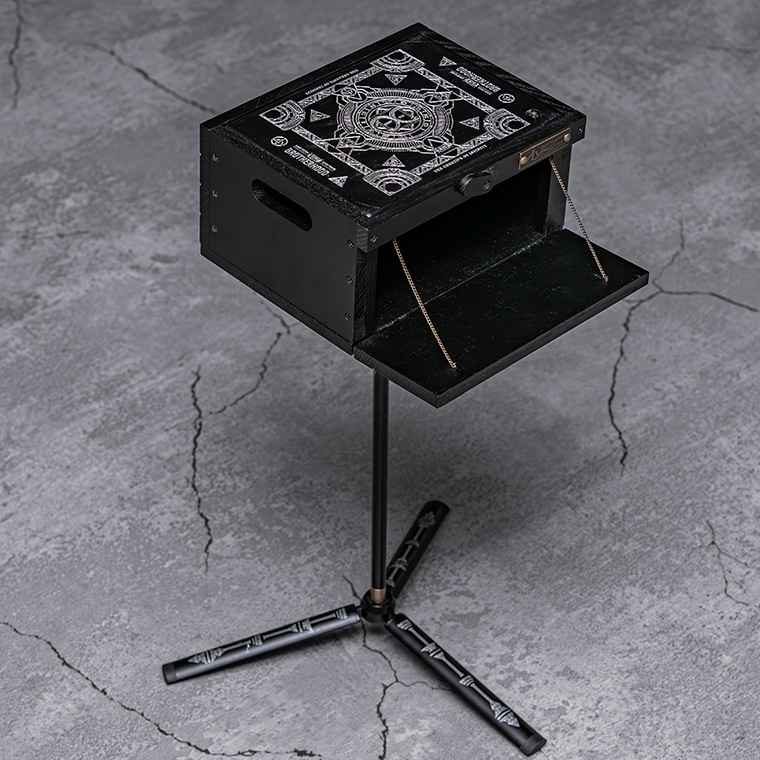 デバイスワークス x ブラックデザイン 黒合舎（GASYA） MINI KURO GASYA | DEVISE WORKS | キャンプ用品