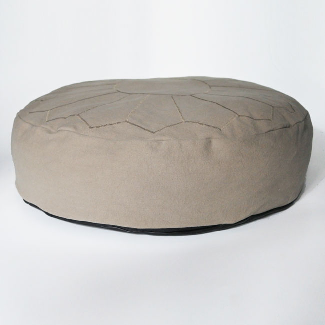 ��ORIGINAL��COTTON CANVAS ROUND CUSHION BED-embroidery