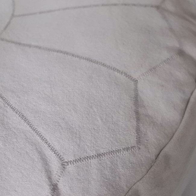 ��ORIGINAL��COTTON CANVAS ROUND CUSHION BED-embroidery