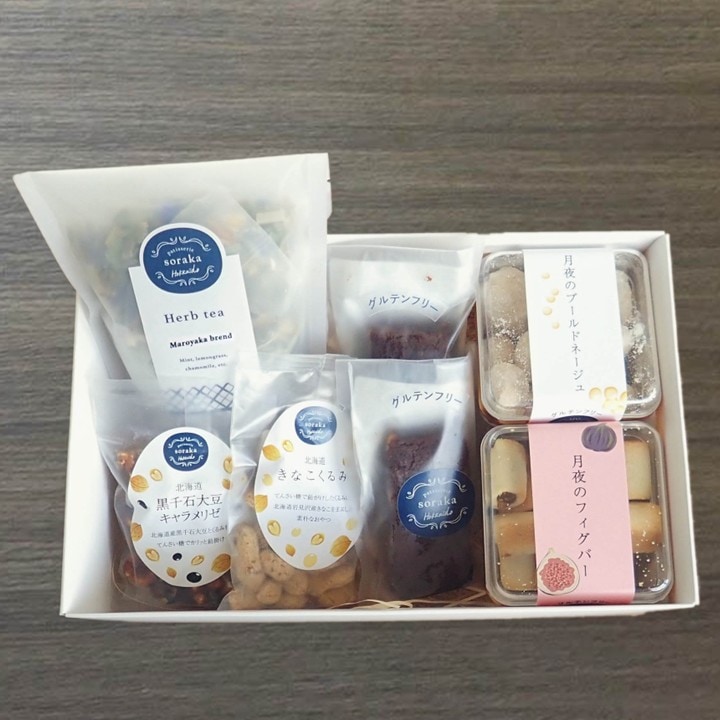 ハーブティとグルテンフリーのお菓子のギフトセット【北海道岩見沢市・パティスリーソラカ(patisserie soraka) 】《DOこれ限定》