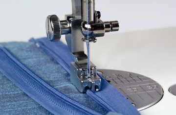 コンシール(R)ファスナー押さえ