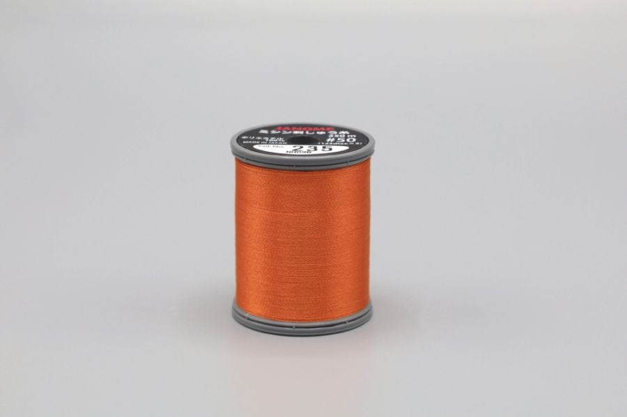 ミシン刺しゅう糸　アカチャイロ(No.235)