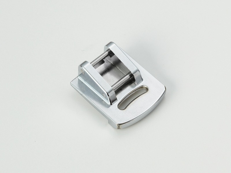 ギャザリング押さえ