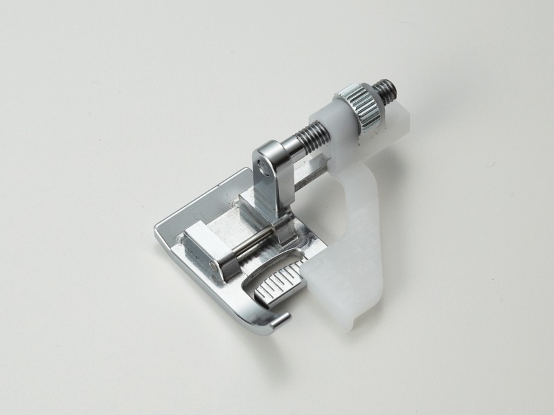 端ミシン押さえ