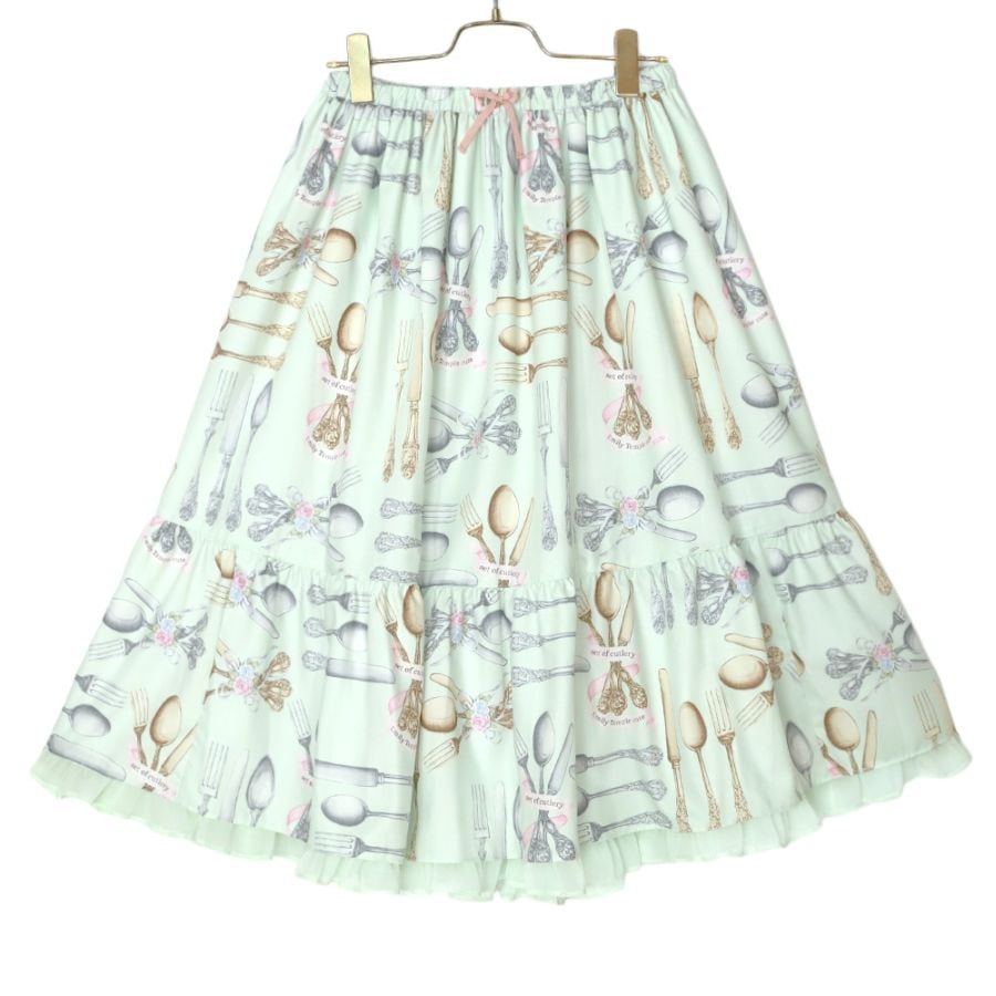 Noble Cutlery (Noble Cutlery skirt)