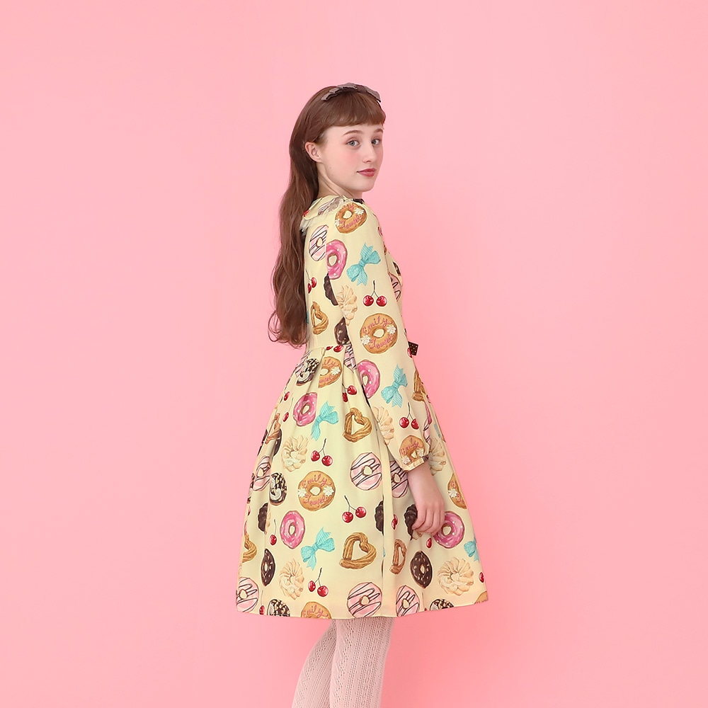 manyɡʥĥԡ(many donuts dress)