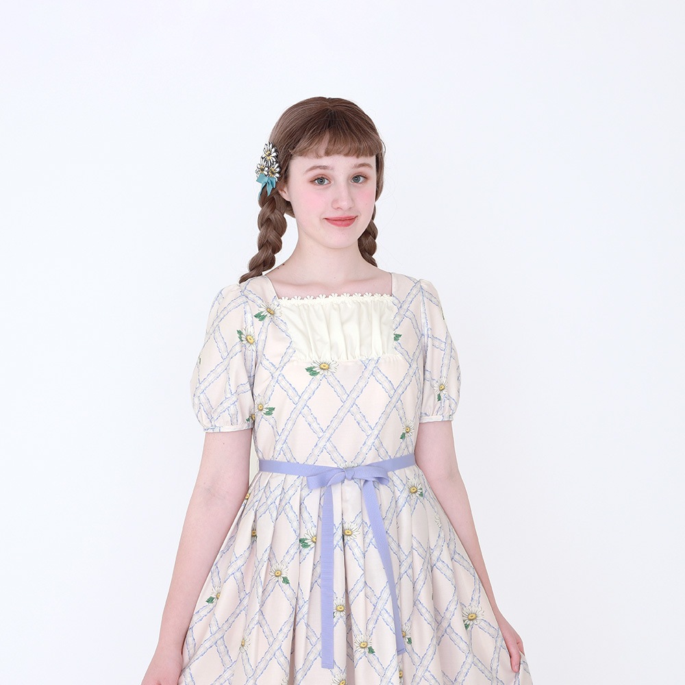 �������졼���ޡ�����åȥ��ԡ��� (cross lace Marguerite dress)