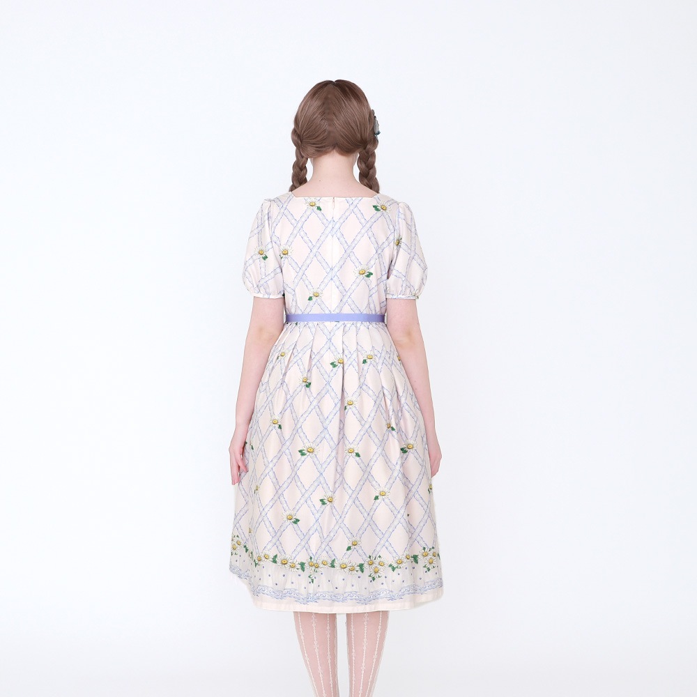 �������졼���ޡ�����åȥ��ԡ��� (cross lace Marguerite dress)