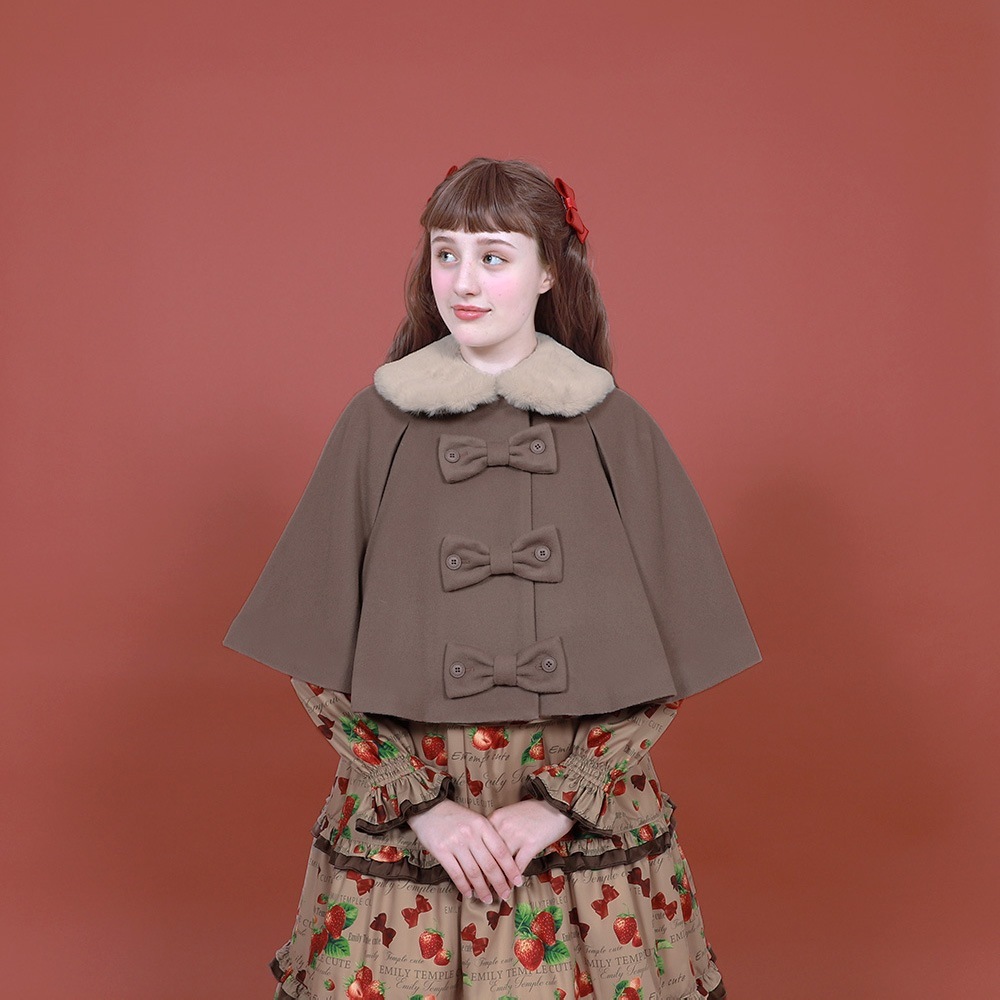 �ȥ�ץ��ܥ󥱡���(tripleribbon cape)