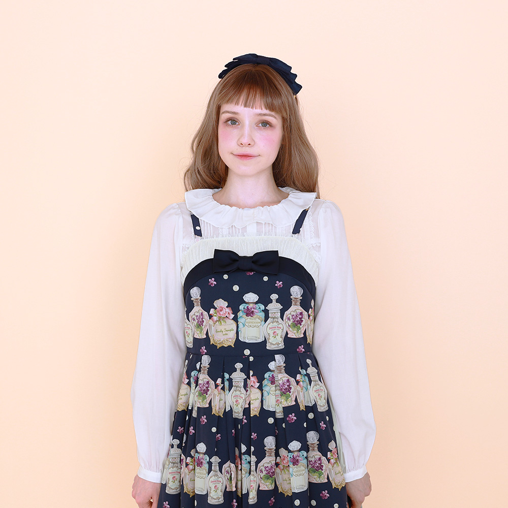 åե륫顼֥饦 (collar ruffle blouse)