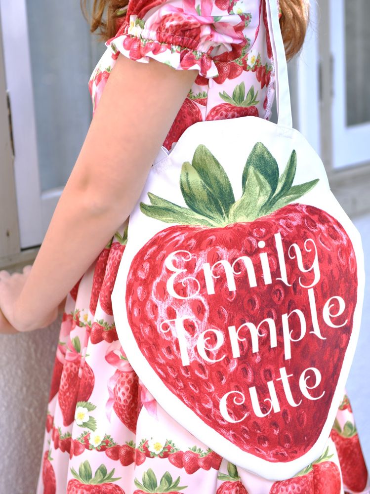 BIG���ȥ��٥꡼�ȡ��ȥХå�(BIG Strawberry bag)
