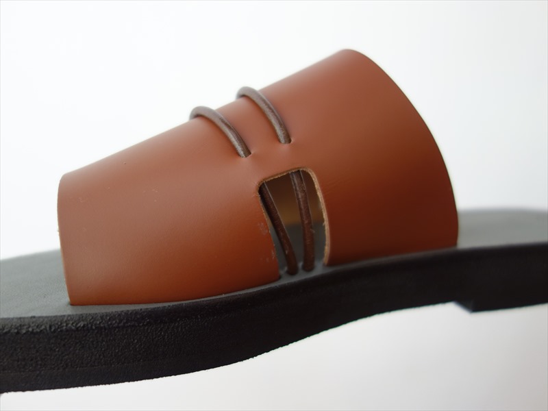 ISHMM イシュム/ BUILT:IN (Unisex)/ ブラウン | ACCESSORIES,FOOTWEAR
